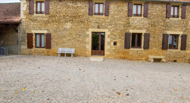 Gîte Saint-Crépin-et-Carlucet, 5 pièces, 12 personnes - FR-1-616-108, Prenota Hotel Hotel a Aquitania con piscina, Piscina