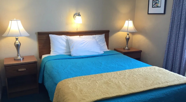 Двухместный номер Standard East Street Inn & Suites