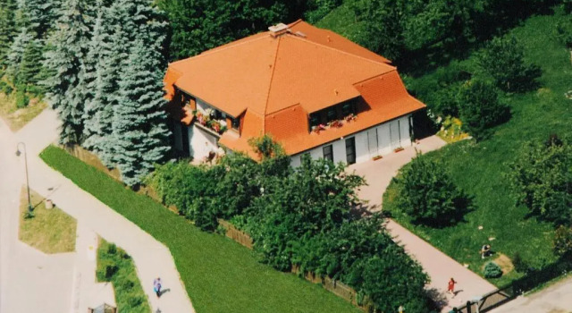 Апартаменты Цокольный этаж Ferienwohnungen Elsterblick Bad Elster
