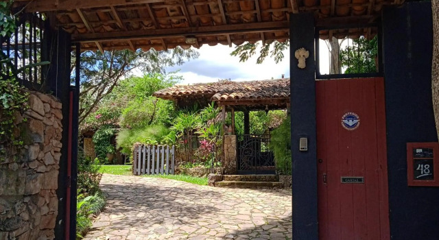 Casa Tiradentes - Apto 2, Забронировать Отель Тирадентис Минас-Жерайс, рядом с Yves Alves Cultural Center