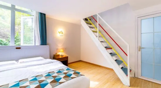 Семейный тент Shanli Renjia Hostel