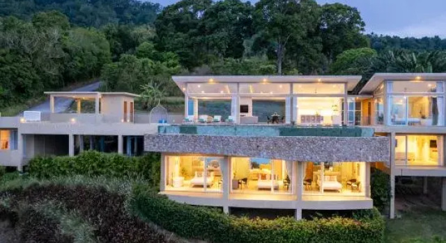 Villa Cabo: Hilltop Retreat with Panoramic Ocean Views