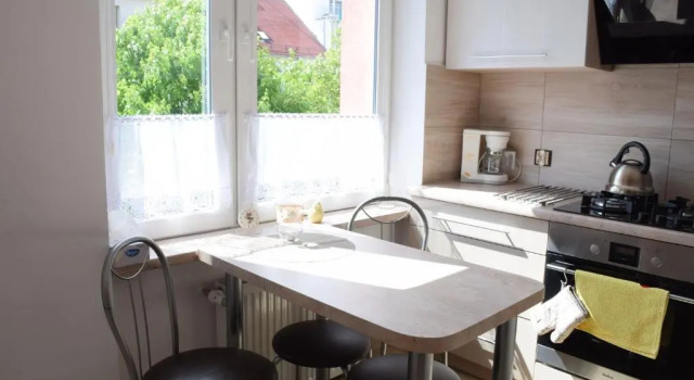 Słoneczne mieszkanie na Przymorzu, Varaa Huoneisto Hotellit Pommeri pysäköinnillä, Pysäköinti