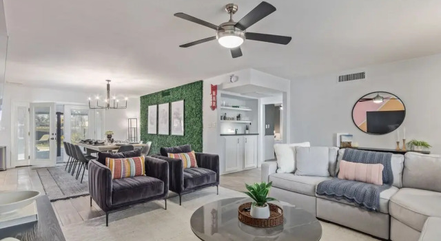 El Parque Tempe 4 Bedroom Home by RedAwning, Забронировать Вилла Отели Пруда в Темпе 3 звезды, 3*