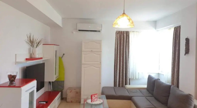Apartament Briza de Promenada 1, Varaa Huoneisto Hotellit Mamaia-Sat pysäköinnillä, Pysäköinti