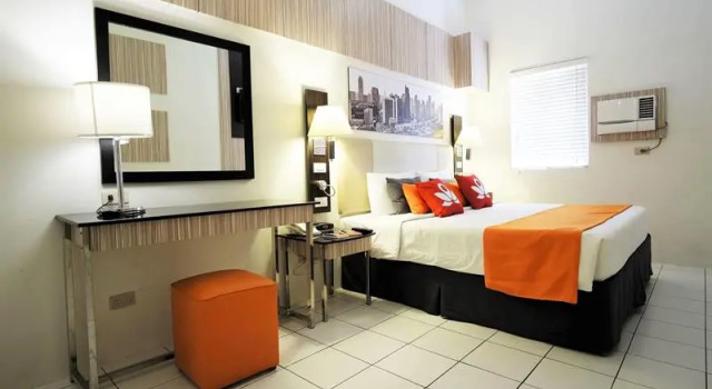 ZEN Rooms Adriatico Street, Забронировать Отель Эрмита 