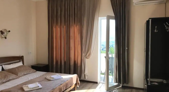 Отель Upstairs Hotel Tbilisi