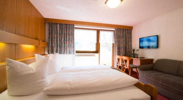 Garni Mathonerhof, Prenota Hotel Mathon Ischgl