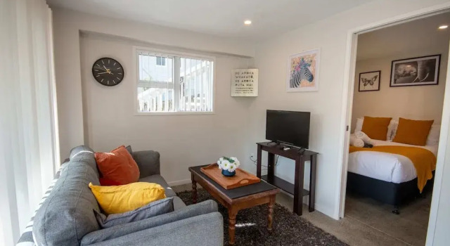Centrally Located 1 Bedroom Apartment in Auckland