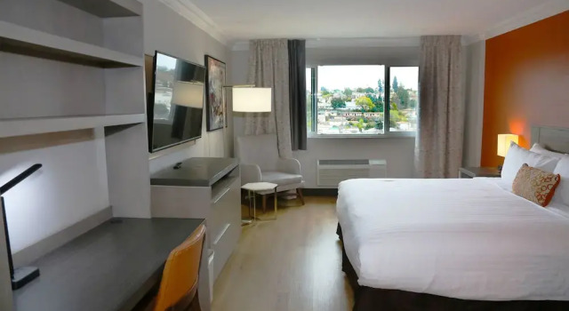 Номер Deluxe Lincoln Hotel Monterey Park Los Angeles