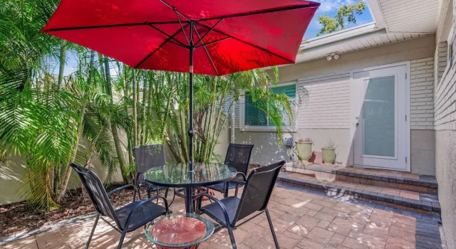 Private Villa With Courtyard, Buchen Sie Villa Clearwater Beach Clearwater-St Pete Beaches