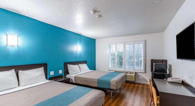 Motel 6 Fountain Valley, CA - Huntington Beach Area
