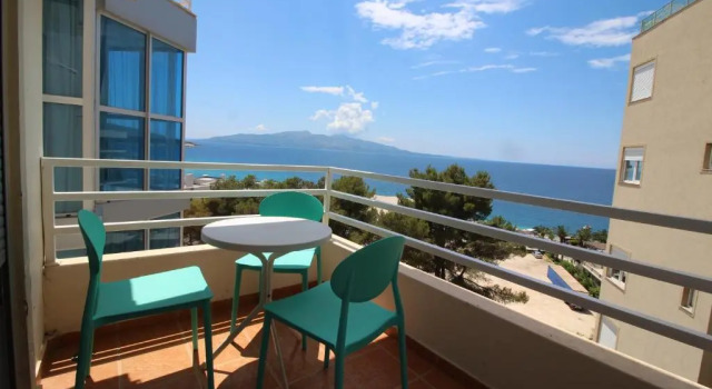 Апартаменты c 1 комнатой с балконом и с видом на море Portafortuna Apartments