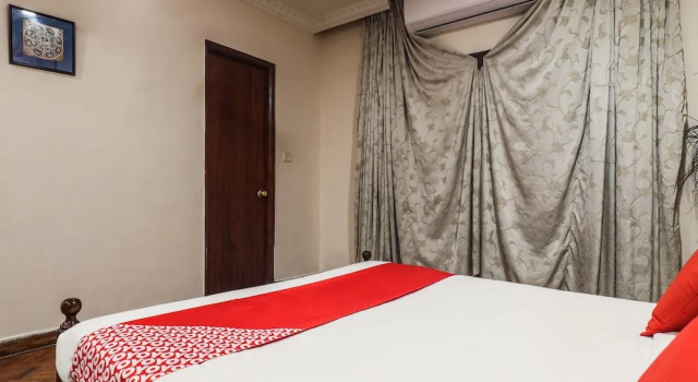 Двухместный номер Deluxe с балконом OYO 11316 Athithi INN