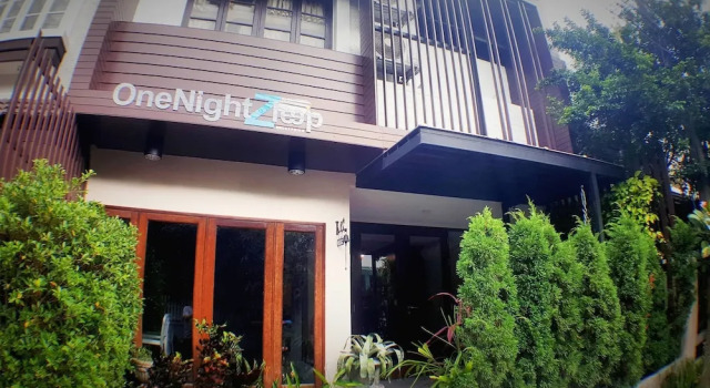 OneNightZleep Hostel, Забронировать Хостел Отели Чиангмай с парковкой, рядом с Нимман Хаемин, Парковка