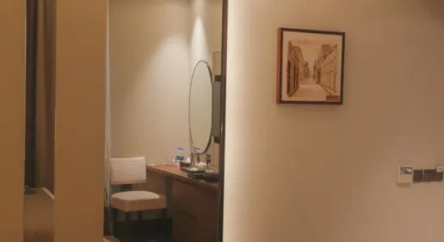 Executivo quarto Best Western Plus Runway - Luxury Collection Hotel