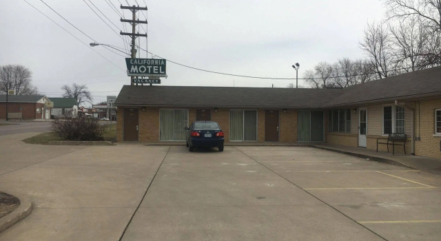 California Motel, Buchen Sie Motel Tipton Missouri