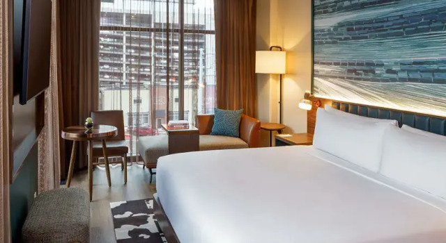 Номер Standard Caption by Hyatt Downtown Nashville