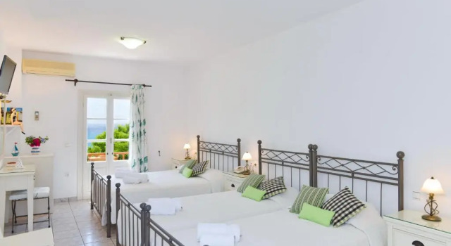 Efrosini Hotel