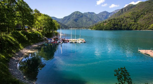 Appartamento al Colle, Забронировать Апартаменты/квартира Беццекка Valle di Ledro