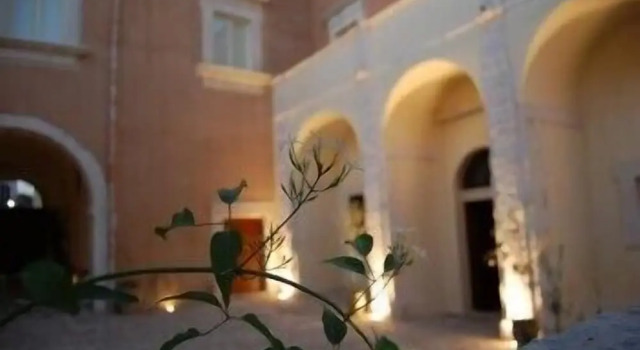 Palazzo Gambuzza, Забронировать Отель Отели Долины Ното 3 звезды, 3*