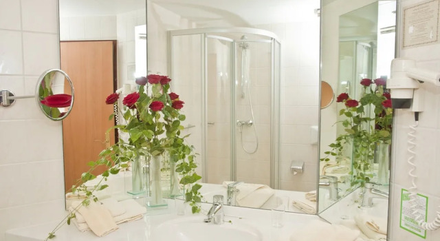 Семейный номер Standard Panoramahotel & Restaurant am Marienturm