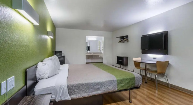Номер Standard Motel 6-San Marcos, TX - North