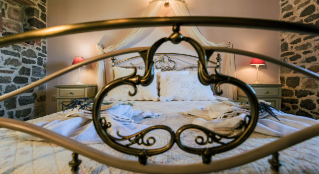 Palaeopoli Villas, Book Hotel Hotels in Avlemonas with Parking, Parking