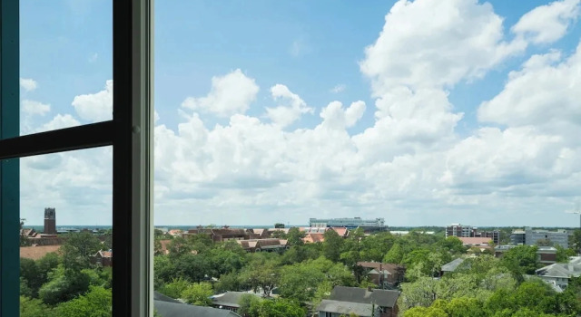 Двухместный люкс c 1 комнатой AC Hotel by Marriott Gainesville Downtown
