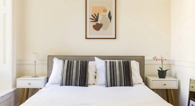 Коттедж Contemporary Apartment in Central Bloomsbury