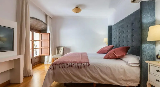 Apartamentos Miraflores, Забронировать Отель Малага - центр Малага, рядом с Malaga Town Hall