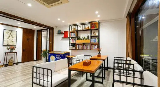 Guchi · Mountain Wilderness Boutique Hotel, Book Boutique Hotel Fuchunjiang Zhejiang