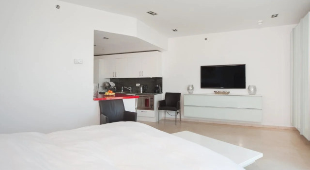 Sea Tower by Isrotel Design