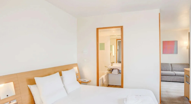 Двухместный номер Superior Отель Novotel Paris Centre Tour Eiffel