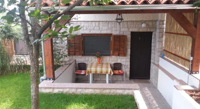 Апартаменты Apartment Drenovica