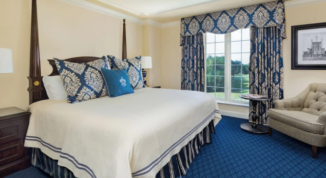 Люкс Deluxe с 2 комнатами Washington Duke Inn & Golf Club