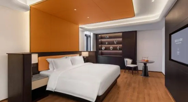 Люкс с видом на озеро Yixing Inlong Narada Resort Hotel