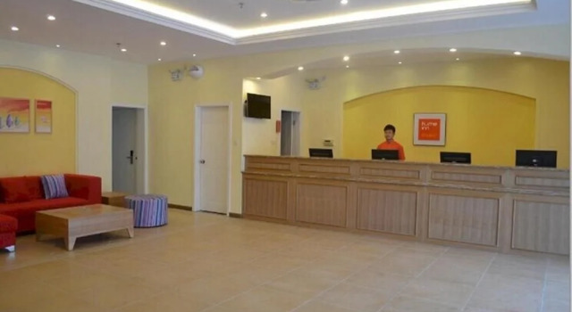 Home Inn (Baoding South 2nd Ring GWM Headquarter)