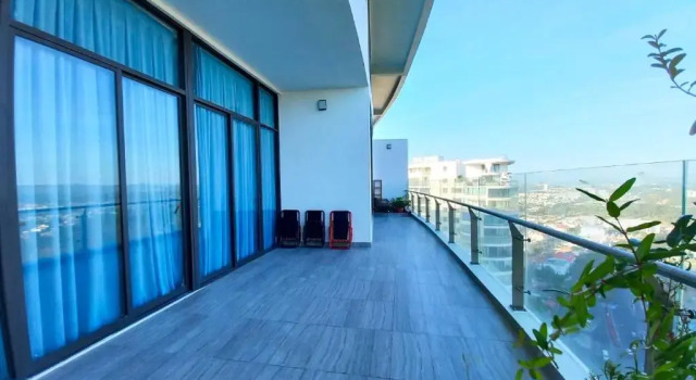 Homestay Penthouse duplex 2 tầng 240m2, Забронировать Отель Отели Вунгтау с парковкой, Парковка