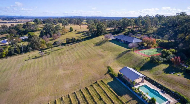 Коттедж Sovereign Hill Country Lodge