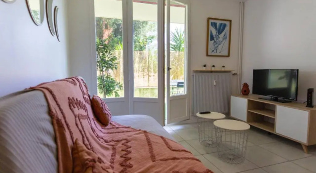Maxbnb - T2 48m2 - Terrasse 30m2 - WiFi Fibre, Забронировать Отель Тулон Var coast, рядом с Stade de Bon Rencontre