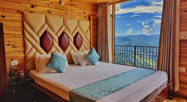 Aakarsh Homestay - Pahadi Food Hub