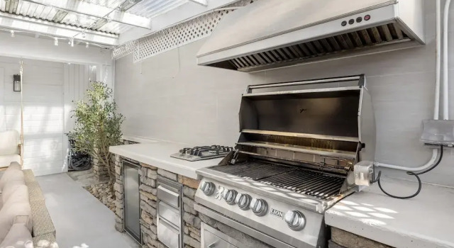 Коттедж Steps to the Beach Firepit Patio Long-term Newport Beach Stay Coastal Cove