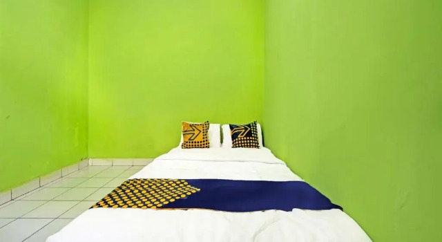 Номер Standard SPOT ON 91325 Pondok Hijau Guest House Syariah
