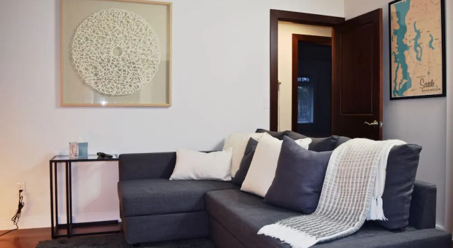 Stylish Abode in Picturesque Duvall, Varaa Hotelli  