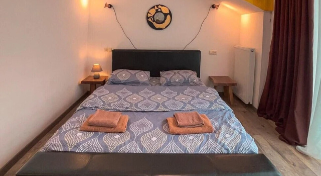 Вилла Korte Hotel Sleeps 14 With Courtyard