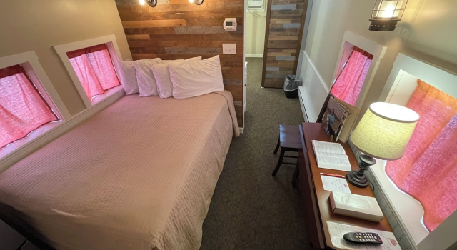 Четырёхместный семейный номер Standard Red Caboose Motel & Restaurant