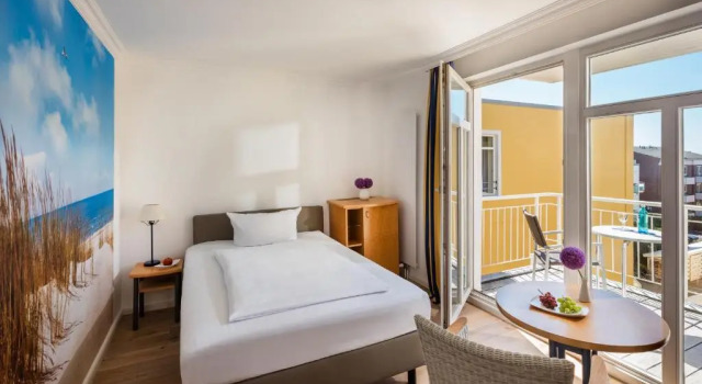 Одноместный номер Standard с балконом Strandhotel Gerken