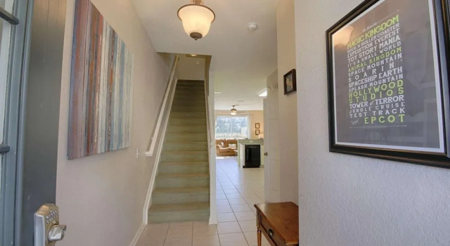 Апартаменты 7676 Windsor Hills