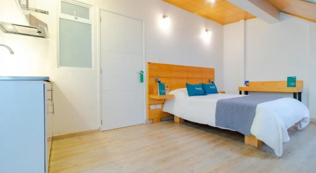 Двухместная студия Deluxe MV Hotel Kafir - Corferias, G12, Embajada EEUU